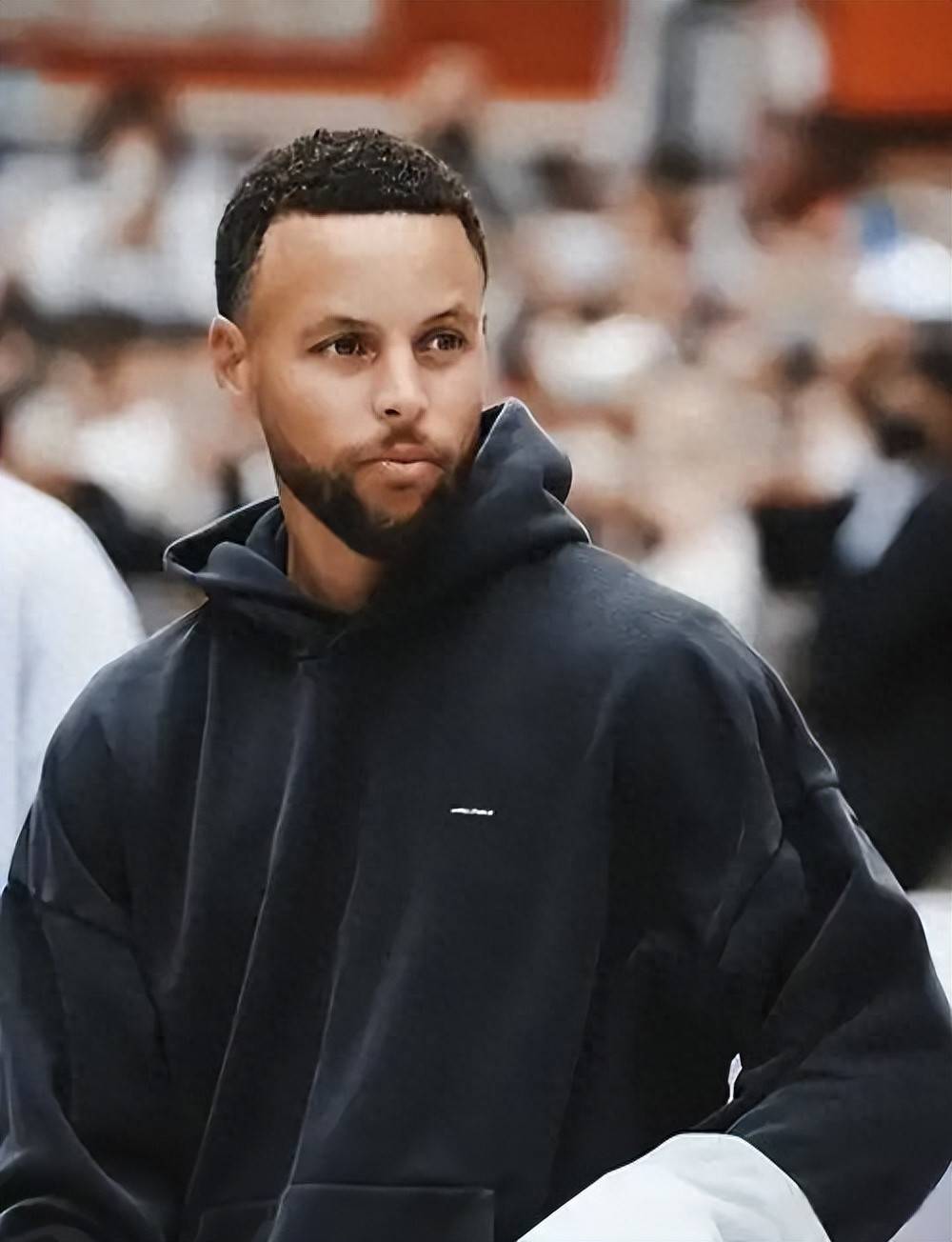 员的对比 员的对比